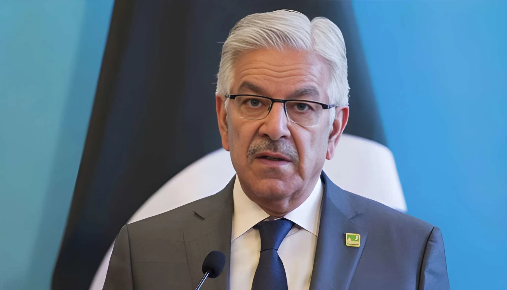 اگر اس بار بھارت نے کوئی حرکت کی تو کولکتہ تک پہنچا کر آئیں گے: وزیر دفاع