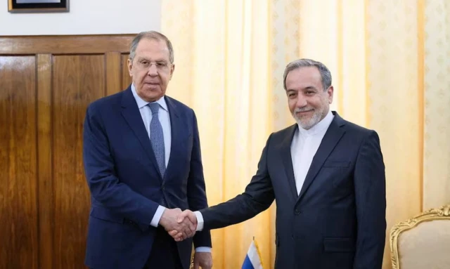 ایران میں ڈالر کی کمی کی ذمہ داری امریکی وزیر خزانہ نے قبول کر لی