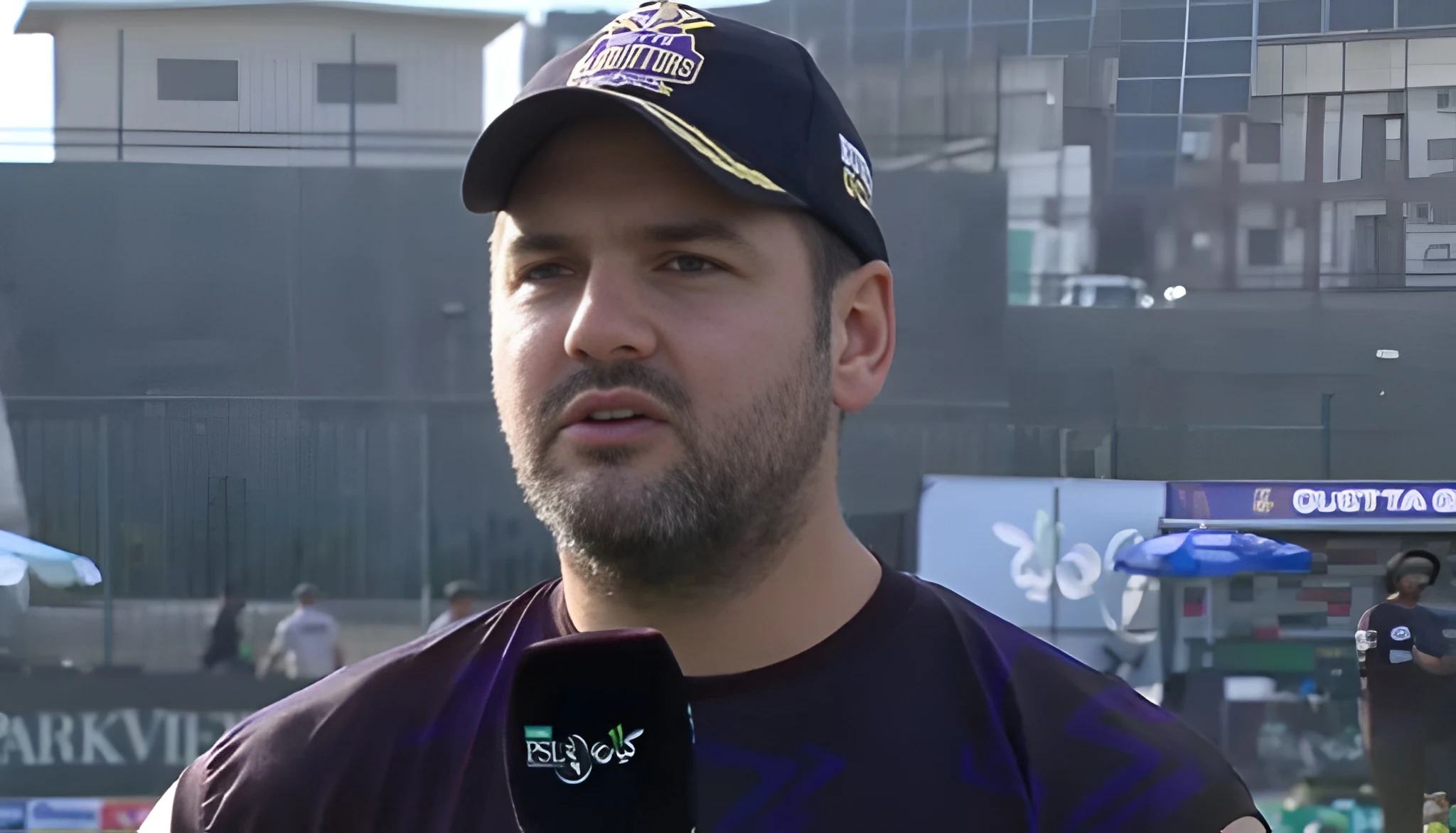 روسو نے پی ایس ایل میں 100 میچز مکمل کر لیے، منفرد اعزاز اپنے نام