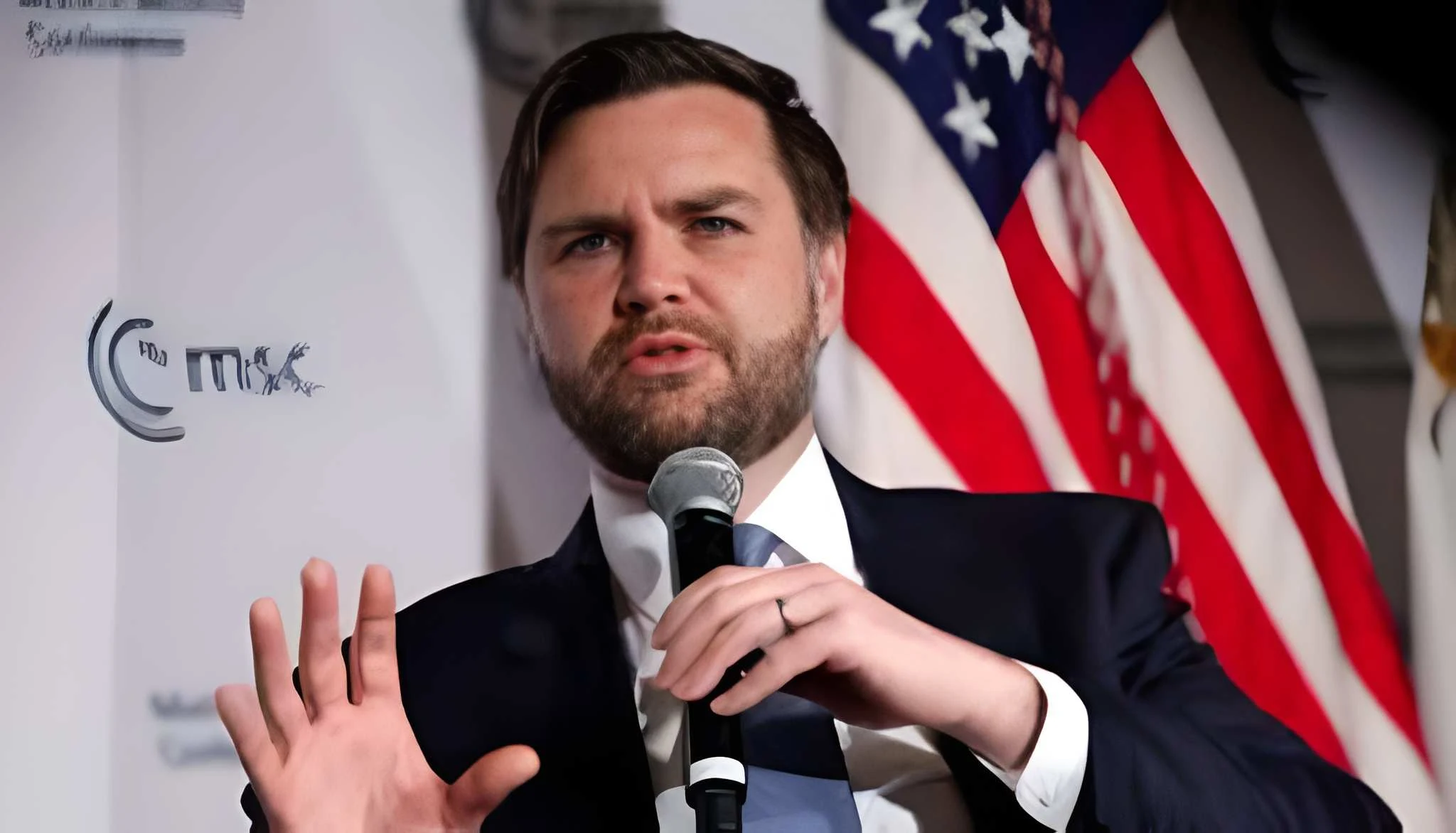 وائٹ ہاؤس کی وضاحت، جے ڈی وینس آج پاکستان نہیں جائیں گے