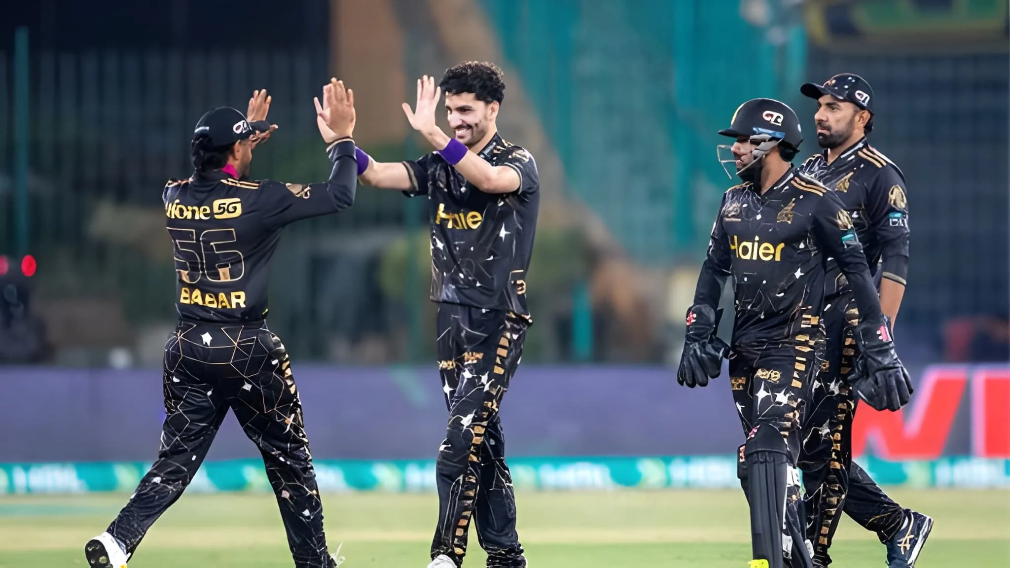 پی ایس ایل 11 میں پشاور زلمی کو دھچکا، دو غیر ملکی کھلاڑی وطن واپس