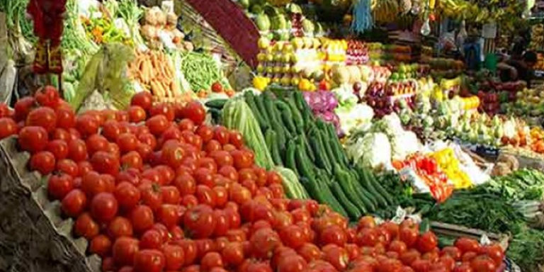 حالیہ-بارشوں-کے-بعد-مہنگائی-کا-طوفان-آ-گیا،-سبزیوں-کی-قیمتوں-میں-300-فیصد-تک-ہوشربا-اضافہ،-مہنگائی-میں-ریکارڈ-اضافہ