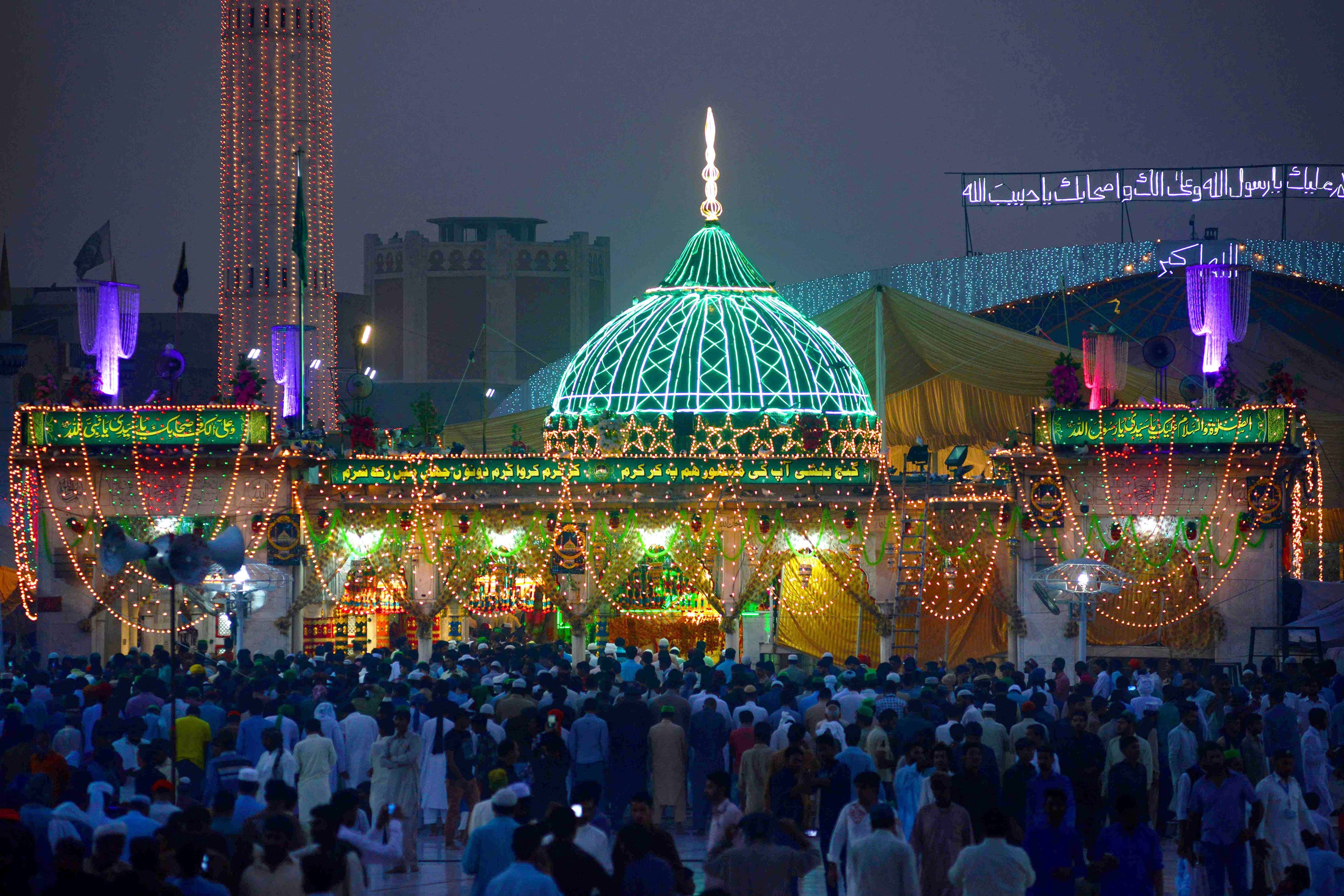 حضرت-داتا-گنج-بخش-ؒ-کے-976-ویں-عرس-کا-آج-سے-آغازہوگا