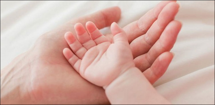 کرونا-سے-متاثرہ-ماں-کی-نومولود-بچی-بھی-وائرس-کا-شکار