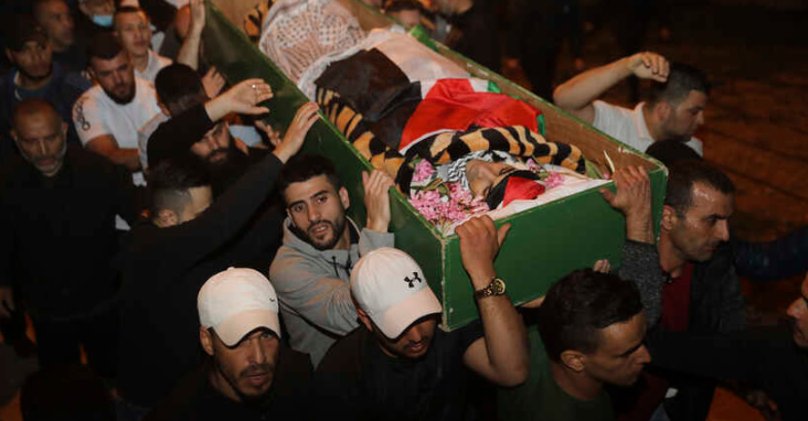اسرائیلی-پولیس-کی-جارحیت,ذہنی-معذور-فلسطینی-نوجوان-شہید,فلسطینی-سراپا-احتجاج