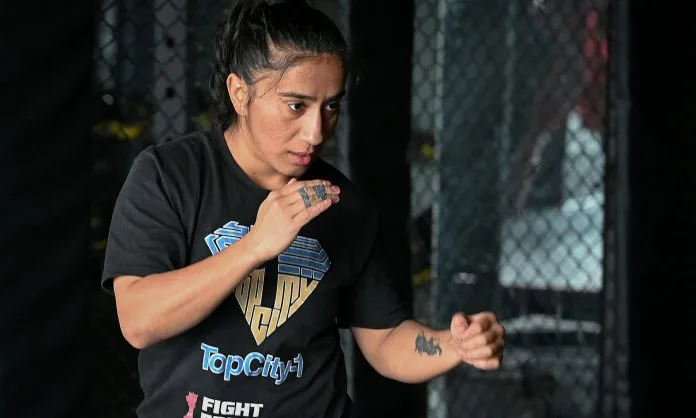 anita-karim-pakistan-s-first-female-mma-fighter-unable-to-compete-due-to-uae-visa-rejection
