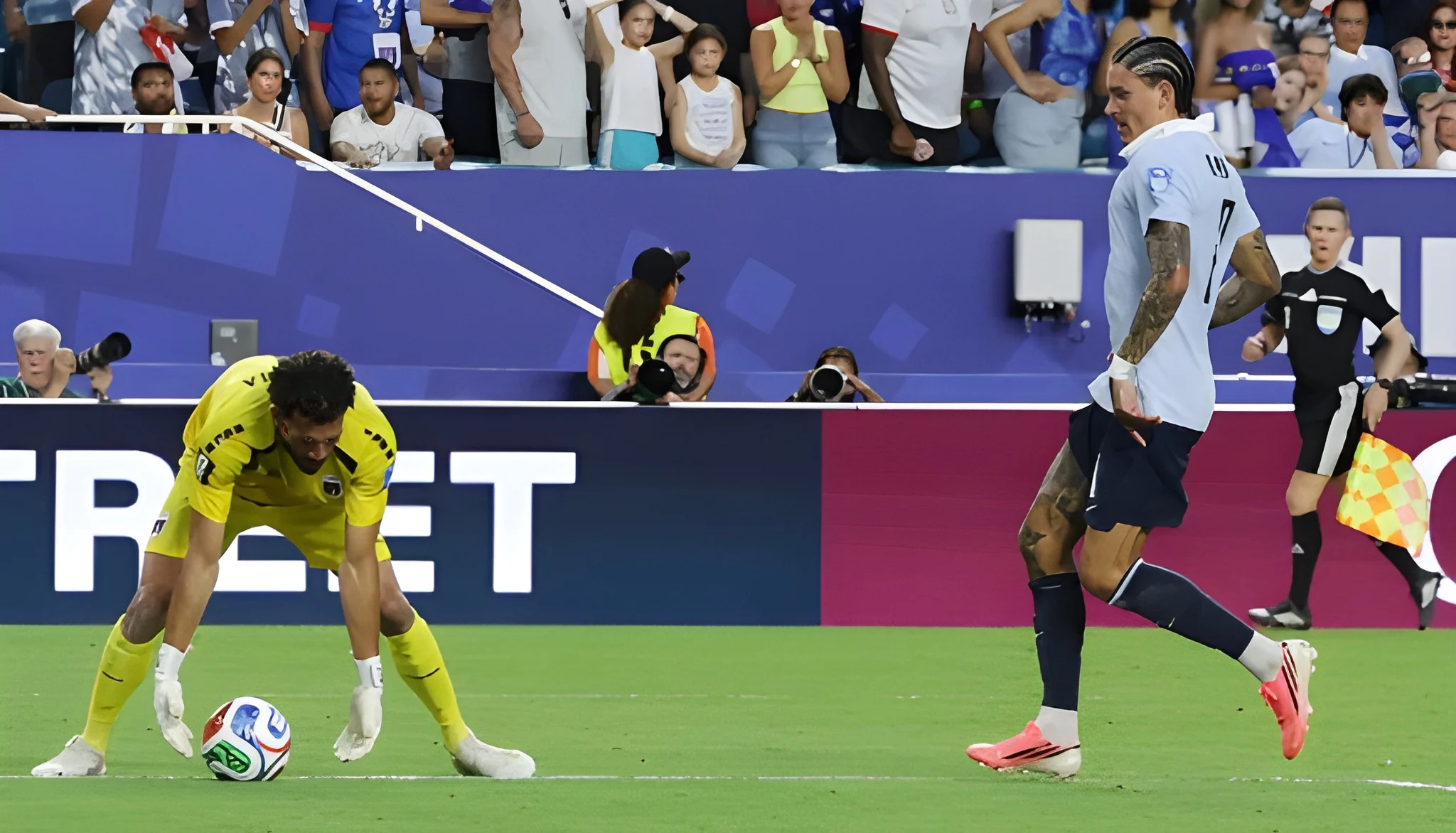 cape-verde-hold-uruguay-leaving-knockout-hopes-in-the-balance