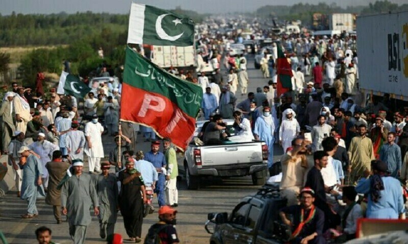 case-registered-against-tehreek-e-insaaf-protestors-for-protesting-on-motorway-m1