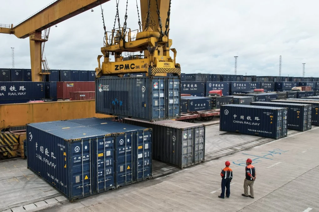 chinas-trade-beats-forecasts-in-april-supported-by-strong-export-growth-despite-disruptions-linked-to-the-iran-conflict