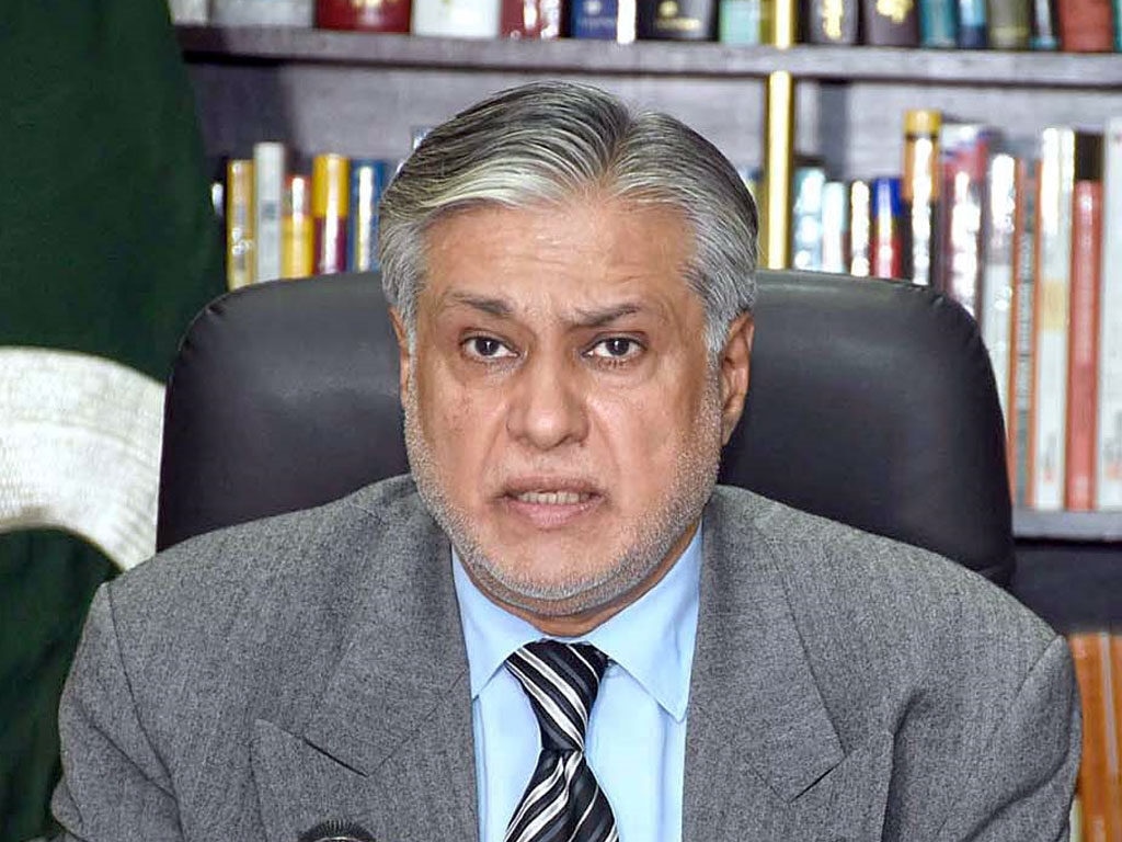 court-suspends-former-finance-minister-ishaq-dar-s-arrest-warrants-till-oct-7