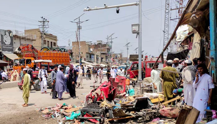 deadly-blast-at-lakki-marwat-bazaar-claims-nine-lives