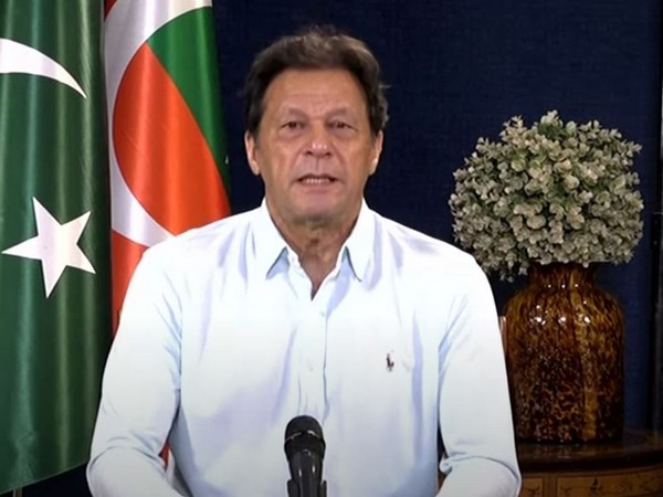 ecp-in-collusion-with-hamza-shehbaz-trying-to-secure-victory-of-lotas-says-imran-khan