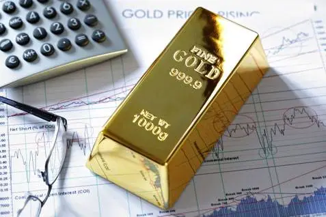 gold-falls-more-than-1-amid-thin-trading-and-profittaking