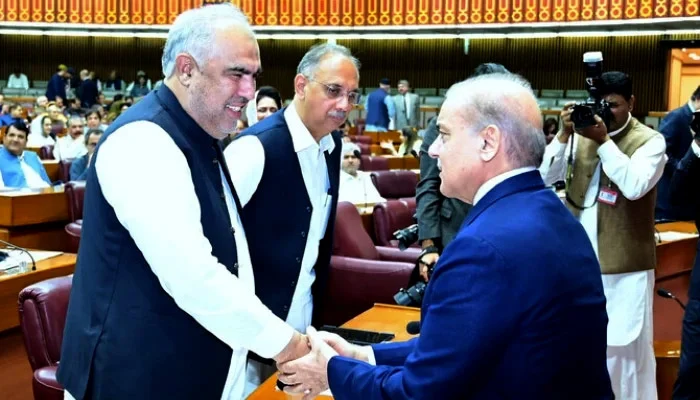 govt-open-to-political-institutional-reforms-but-rules-out-talks-on-feb-8-polls