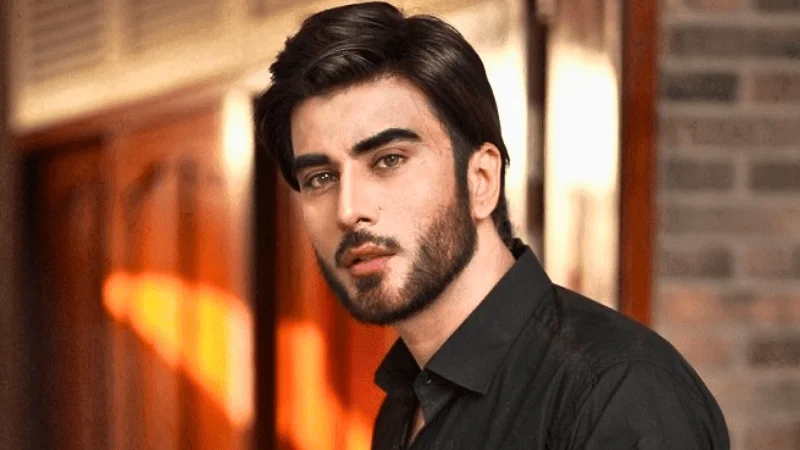 imran-abbas-urges-politicians-to-take-karachi-as-seriously-as-tabish-hashmi-s-joke