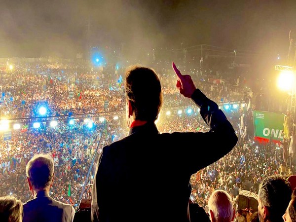 imran-khan-questions-courts-opening-at-midnight-warns-of-becoming-more-dangerous