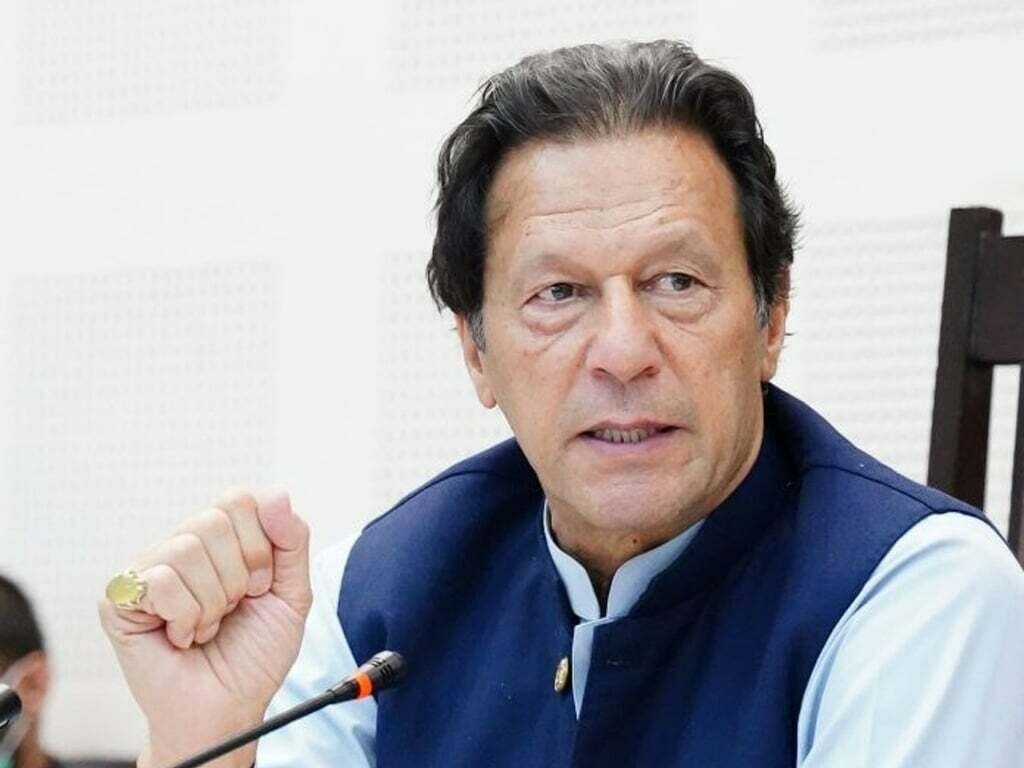 imran-khan-regrets-at-words-uttered-by-him-about-a-female-judge