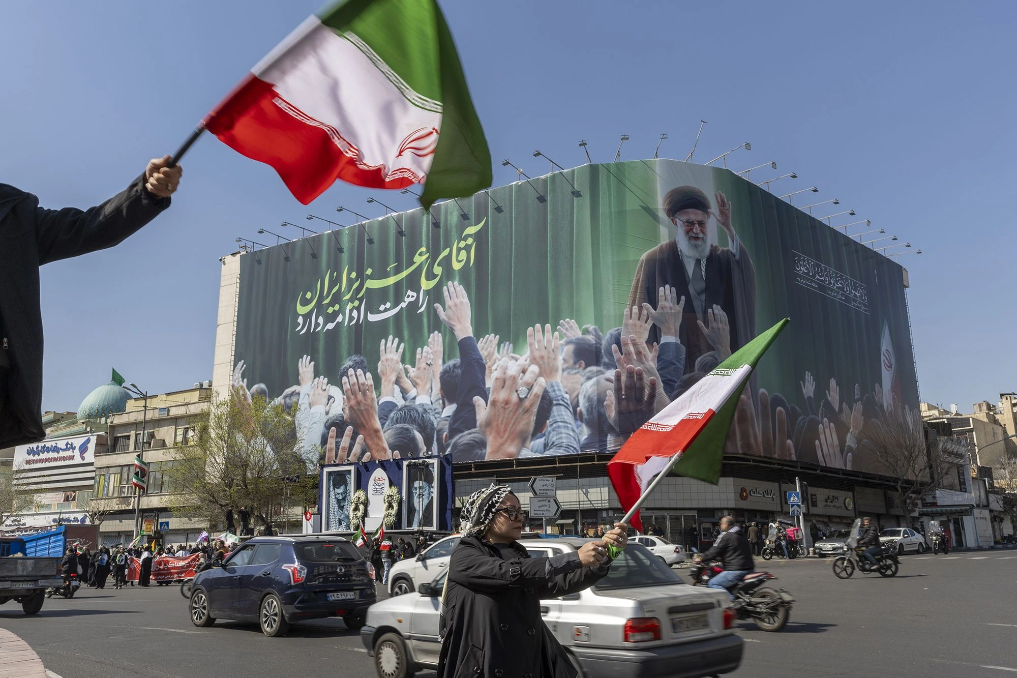 iran-cracks-down-on-alleged-monarchist-networks-and-suspected-spies-amid-ongoing-war-tensions
