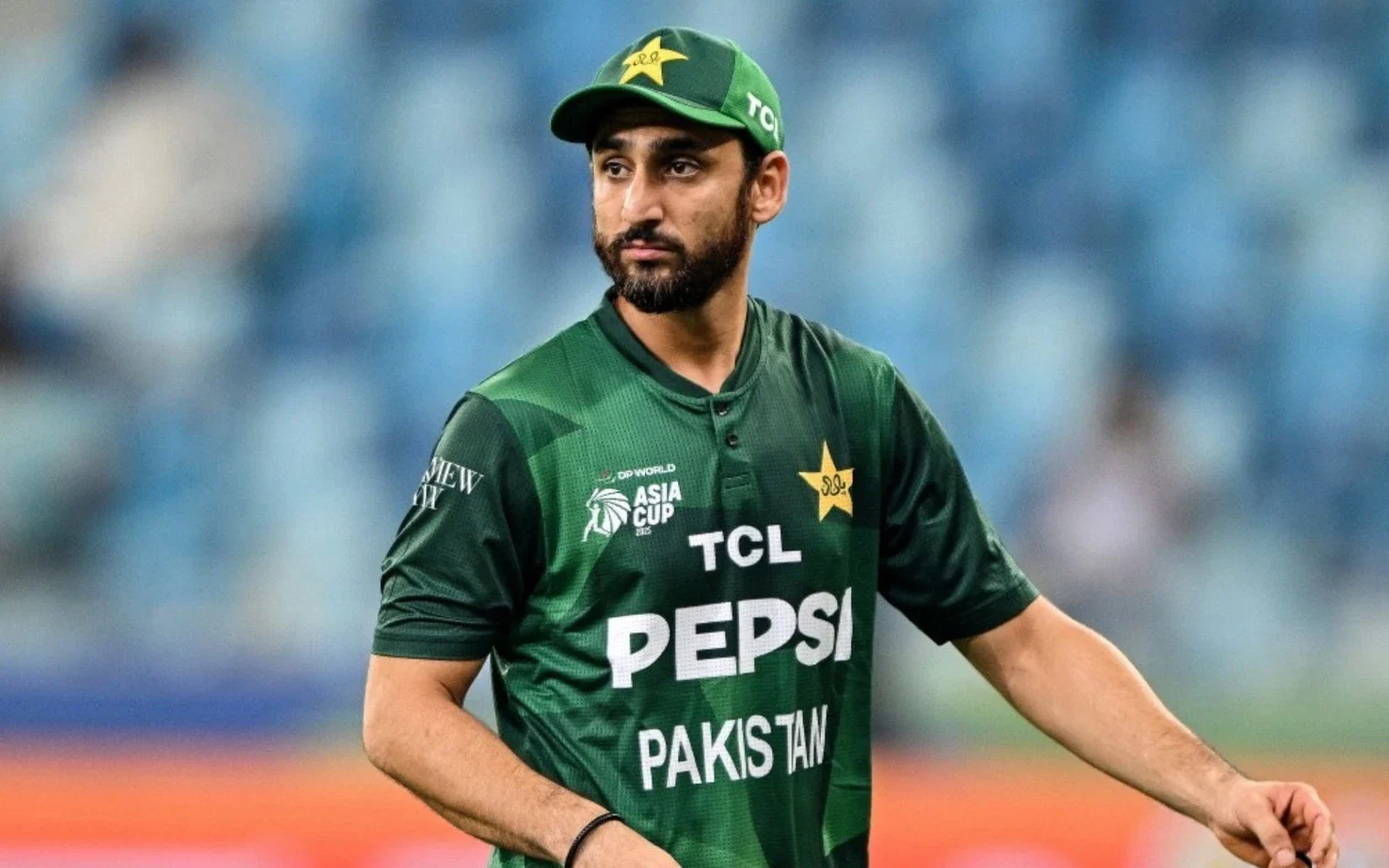 karachi-kings-sign-pakistan-captain-salman-agha-for-rs585-million
