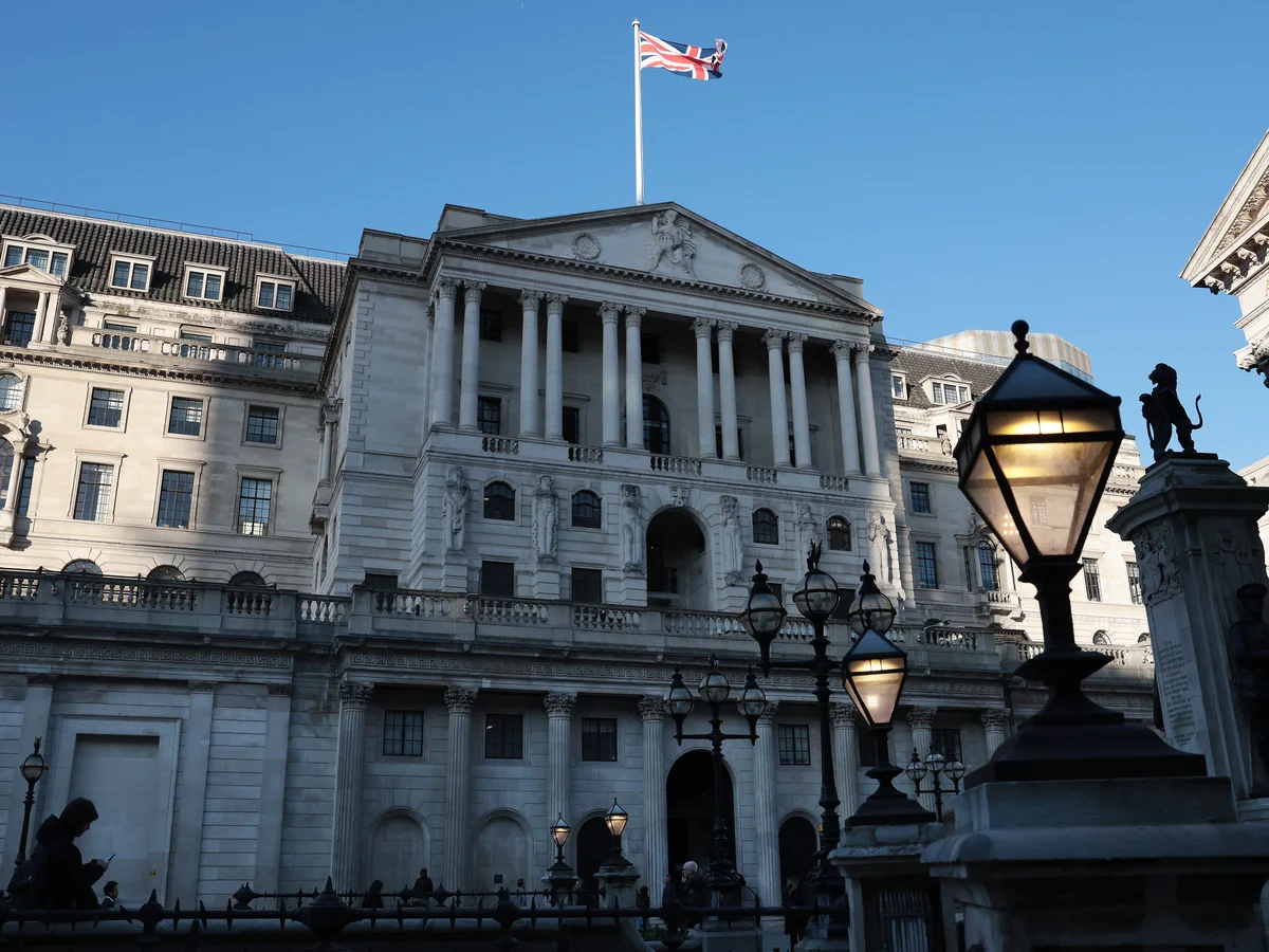 london-markets-end-week-up-on-trump-tariff-decision-and-bank-of-england-rate-cut-optimism