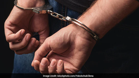 man-arrested-for-sharing-objectionable-images-of-woman-on-whatsapp