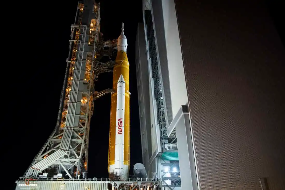 nasa-considers-taking-artemis-ii-rocket-back-to-assembly-for-further-preparations