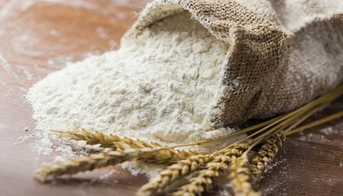 new-flour-prices-have-been-announced-in-karachi-with-fine-flour-set-to-retail-at-rs-121-per-kilogram