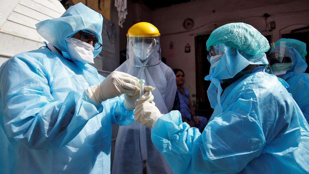 pakistan-logs-over-300-new-covid-infections-five-deaths