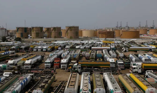 pakistan-receives-assurances-of-oil-supply-from-friendly-countries