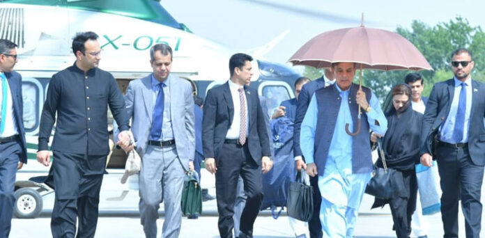 pm-shehbaz-sharif-will-travel-to-saudi-arabia-at-own-expense-says-tarar
