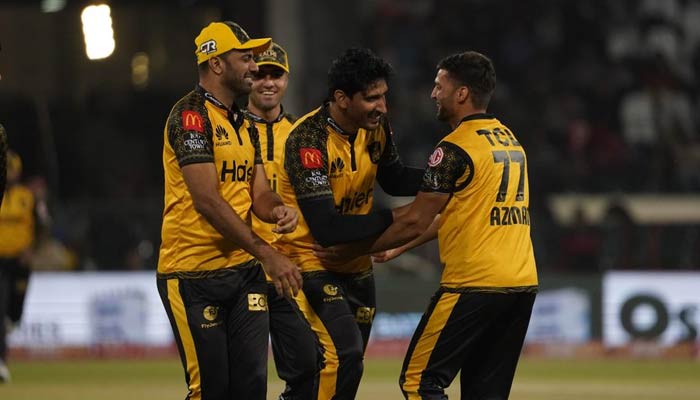 psl-2023-peshawar-zalmi-send-islamabad-united-out-of-psl
