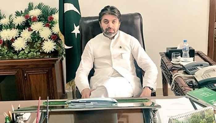 pti-minister-says-liquor-companies-shouldn-t-be-given-manufacturing-licences-in-pakistan
