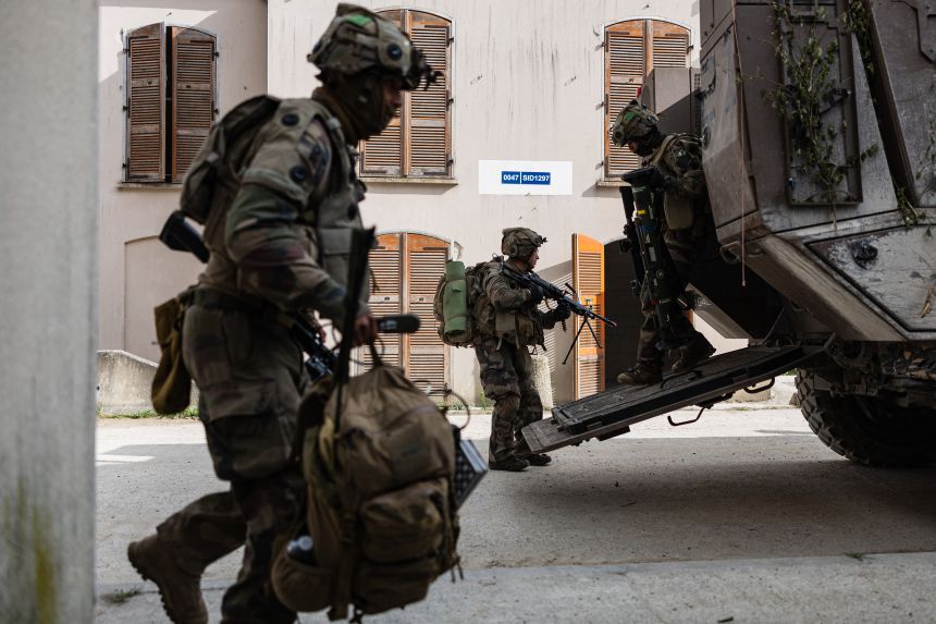 russia-declares-foreign-troops-in-ukraine-would-be-targets