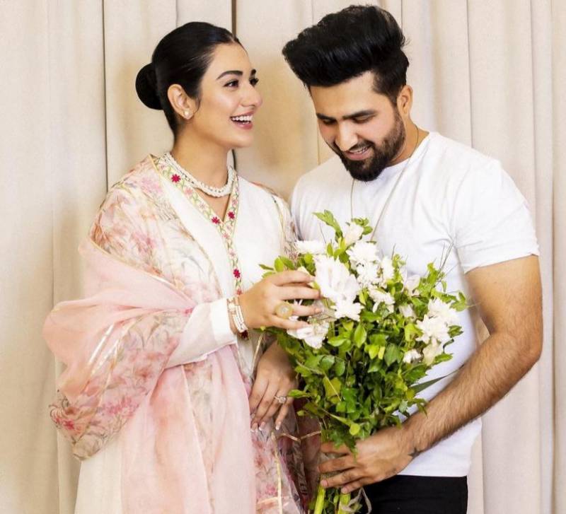 sarah-khan-takes-viral-instagram-challenge-with-falak