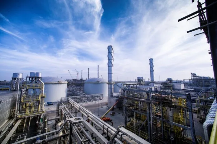 saudi-arabia-plans-a-10-billion-investment-to-develop-an-oil-refinery-in-gwadar
