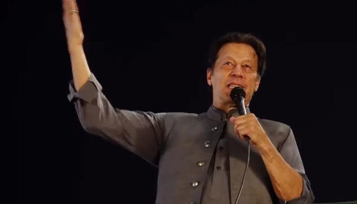 sea-of-people-will-soon-enter-islamabad-to-sweep-govt-away-says-imran-khan