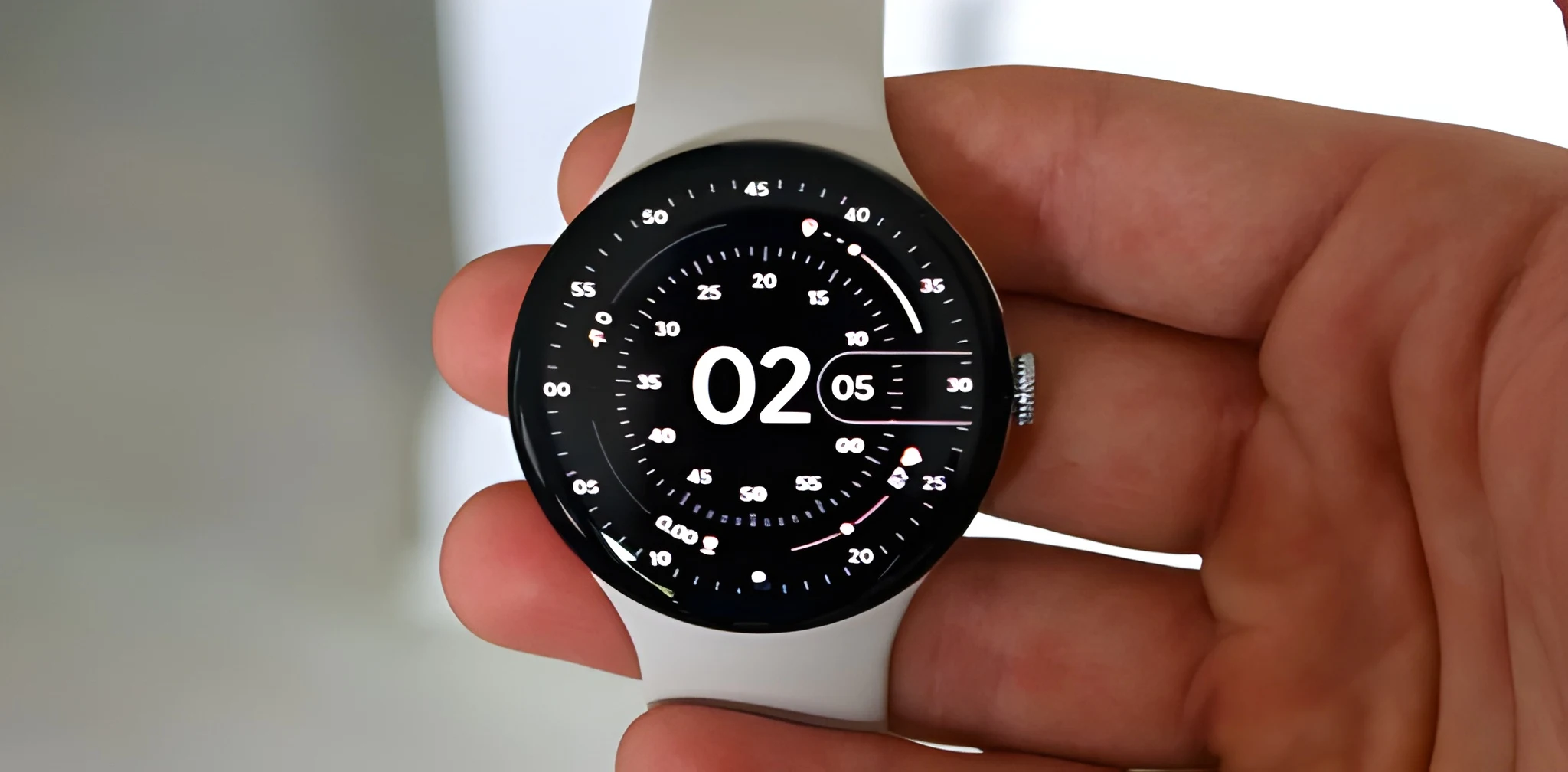 unreleased-google-pixel-watch-5-prototype-found-on-caribbean-seabed-still-working