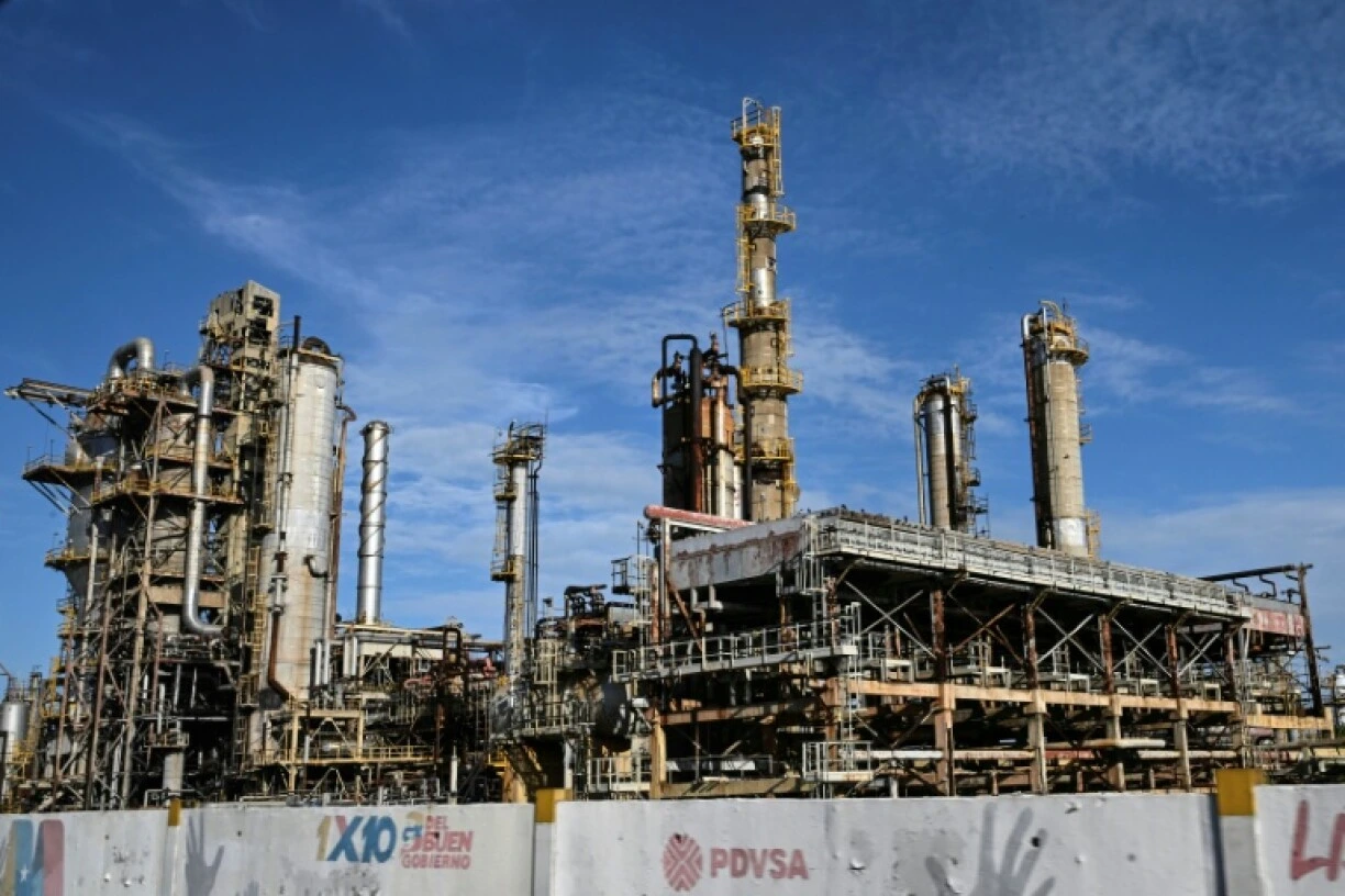 venezuela-s-oil-towns-look-to-trump-plan-for-revival