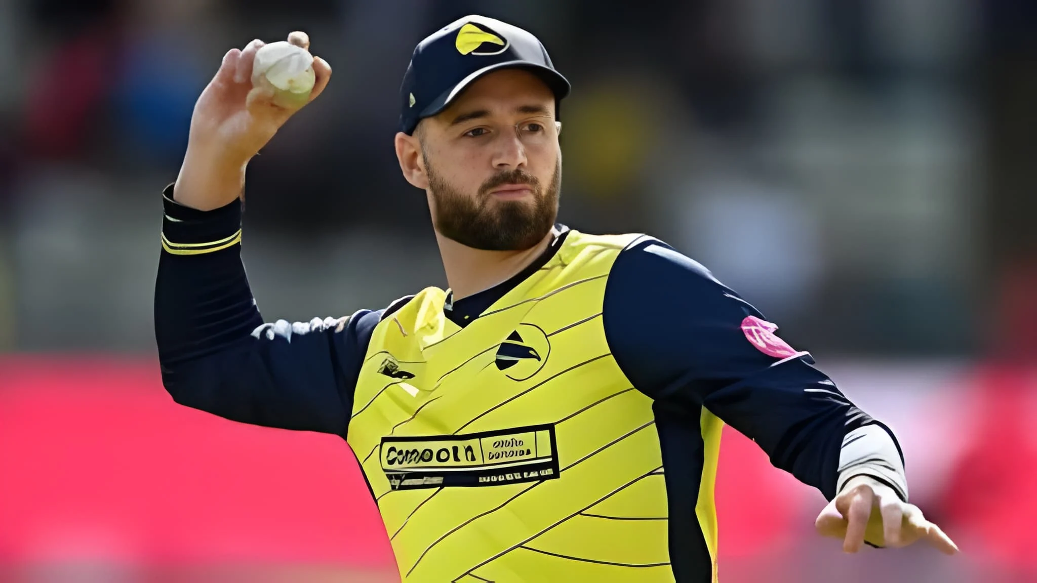 انگلش-اسٹار-بلے-باز-پی-ایس-ایل-میں-شرکت-کیلئے-روانہ