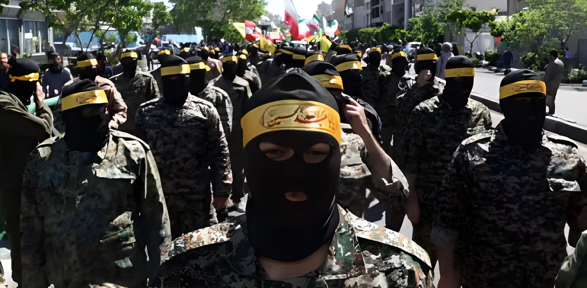 ایران-میں-آئی-آر-جی-سی-کی-فوجی-تربیت-کی-تشہیری-مہم،-شہریوں-کو-بڑے-پیمانے-پر-پیغامات-ارسال