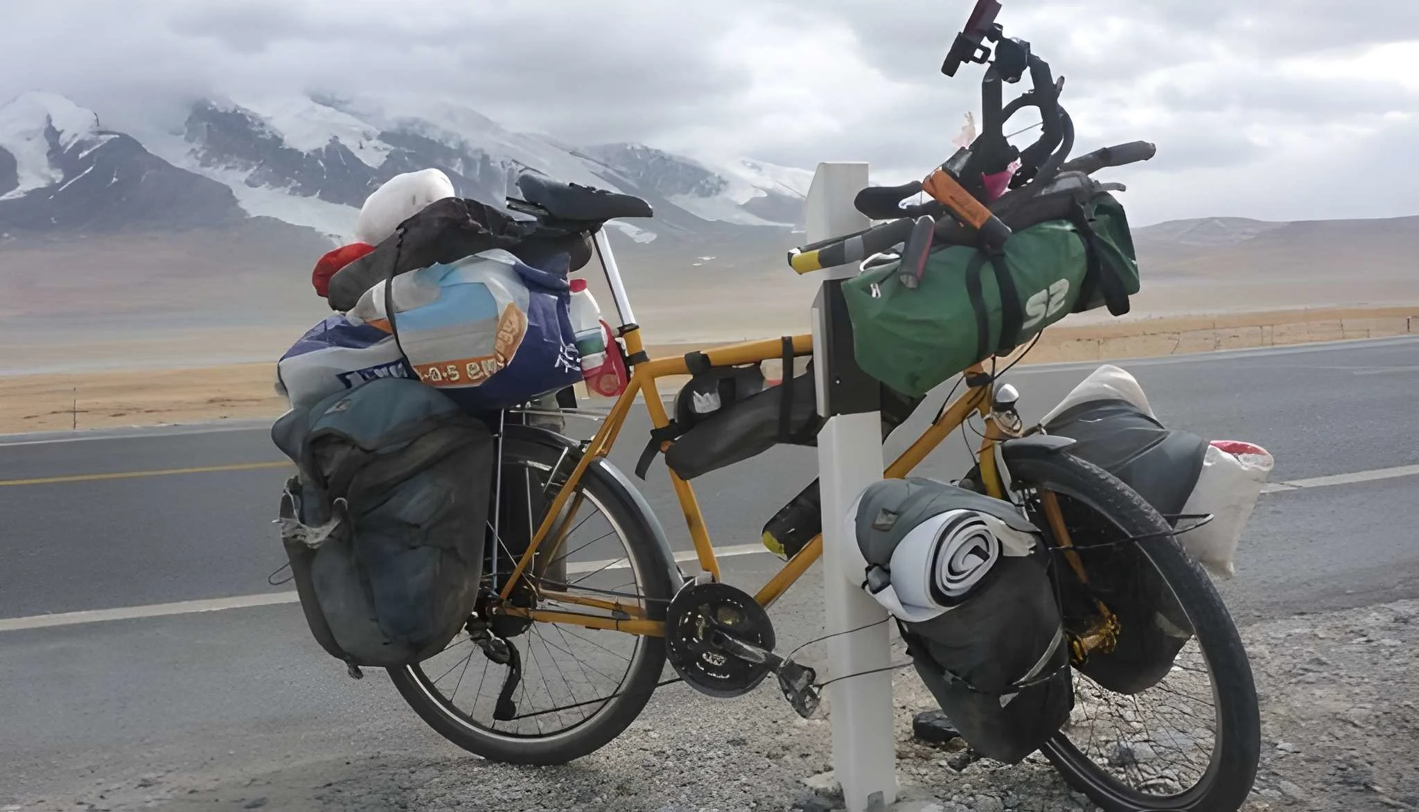 دنیا-کا-سفر-کرنے-والا-جرمن-شہری-اسلام-آباد-میں-لٹ-گیا