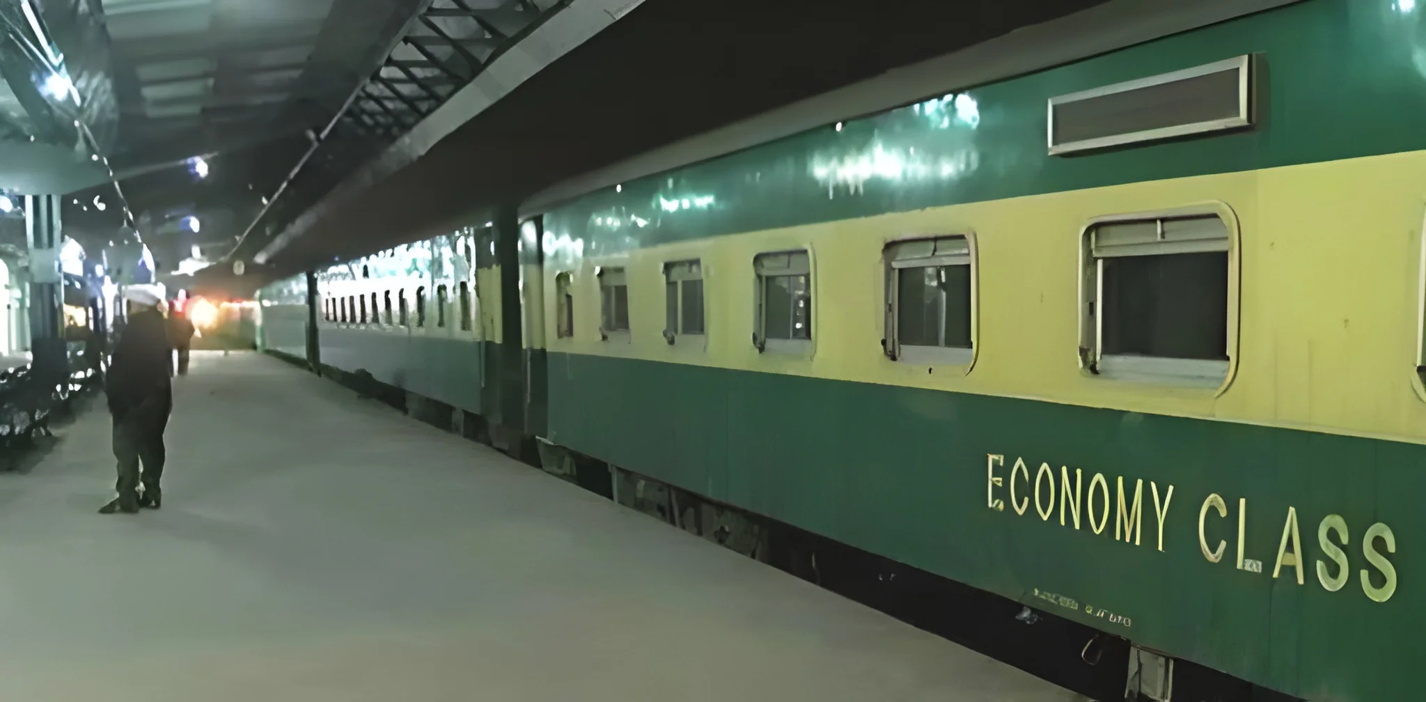 ریل-مسافروں-کیلئے-بڑی-سہولت،-نئی-خوشخبری-سامنے-آگئی