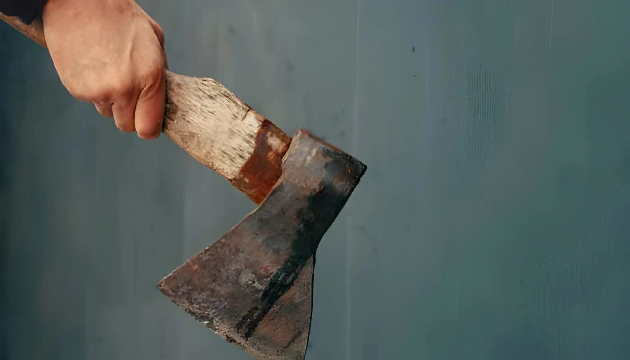 سرگودھا-بیٹی-کے-کردار-پر-شک،-باپ-نے-کلہاڑی-سے-بیوی-اور-5-بچوں-کو-قتل-کردیا