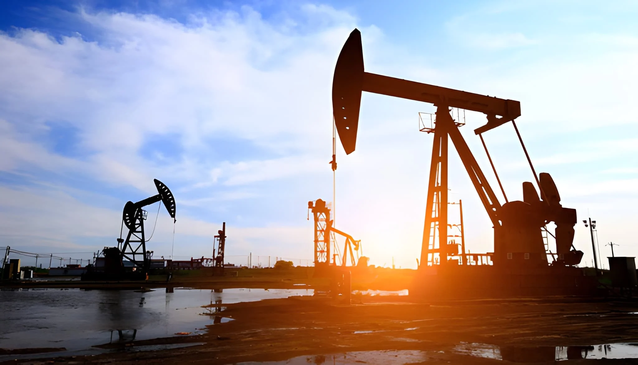 عالمی-منڈی-میں-تیل-مہنگا،-قیمت-100-ڈالر