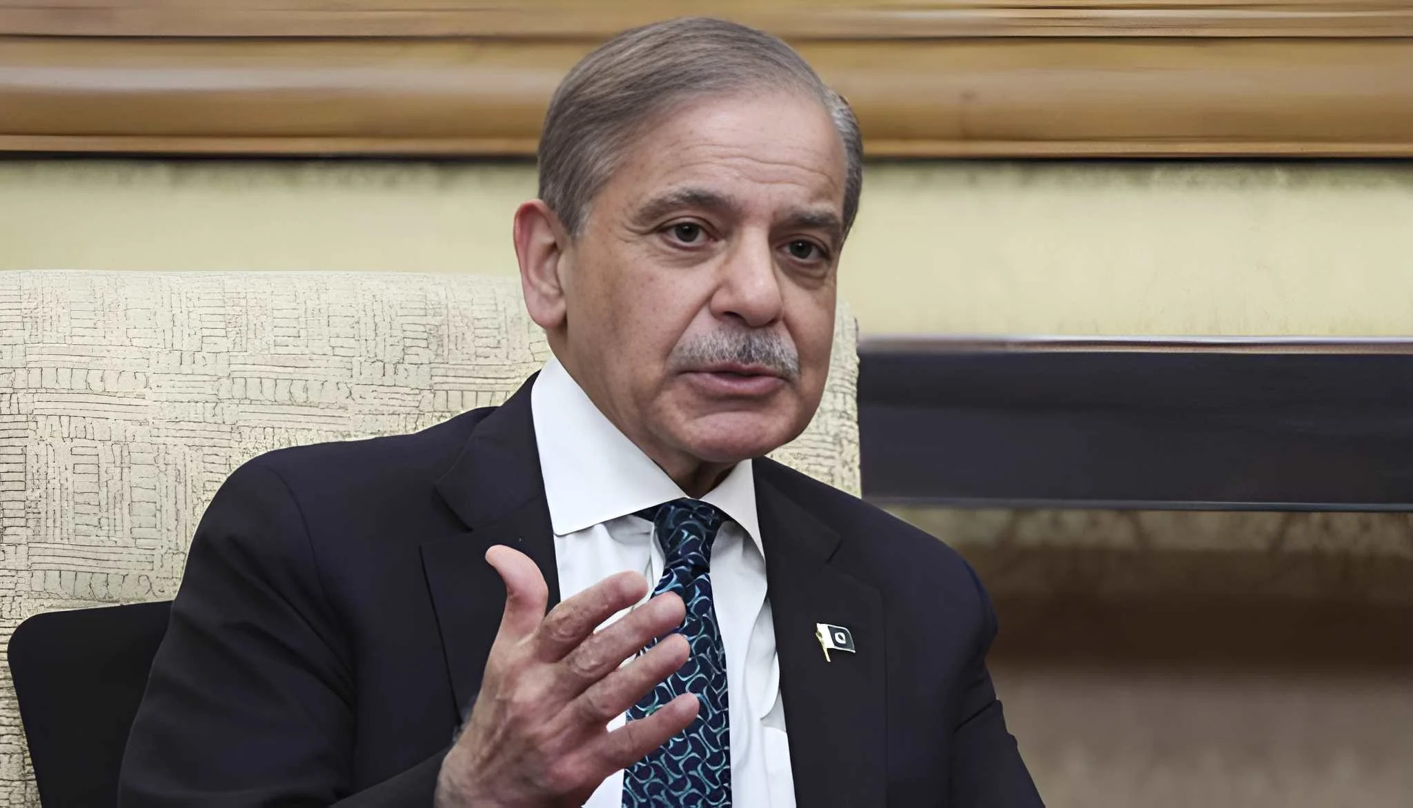 عوام-کو-مشکل-وقت-میں-تنہا-نہیں-چھوڑیں-گے،-وزیراعظم