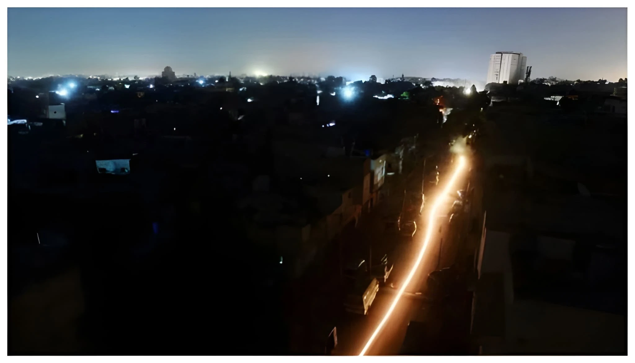 ملک-بھر-میں-لوڈشیڈنگ-میں-اضافہ،-کراچی-سمیت-کئی-شہر-متاثر