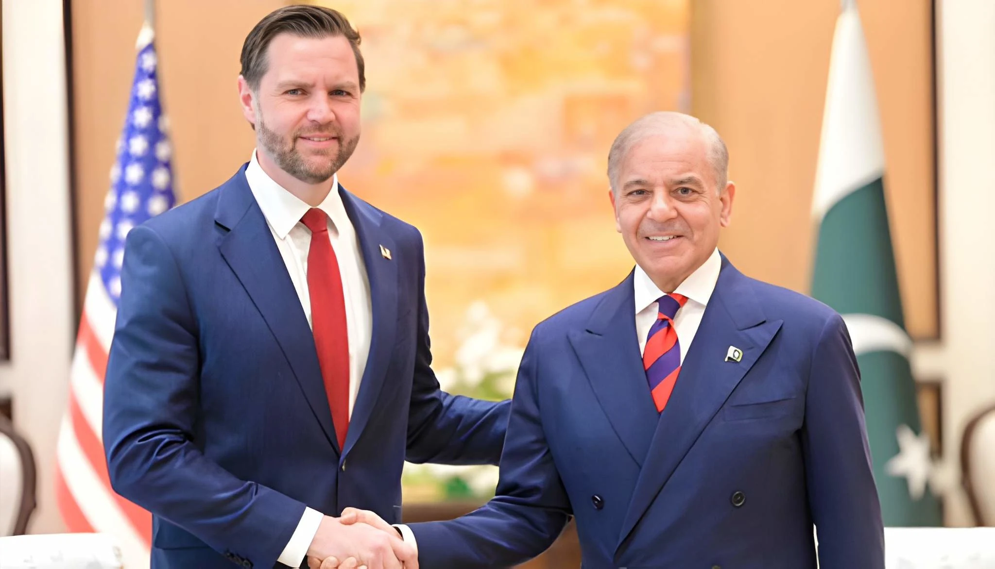 وزیراعظم-اور-امریکی-نائب-صدر-کی-ملاقات،-خطے-میں-امن-پر-اتفاق