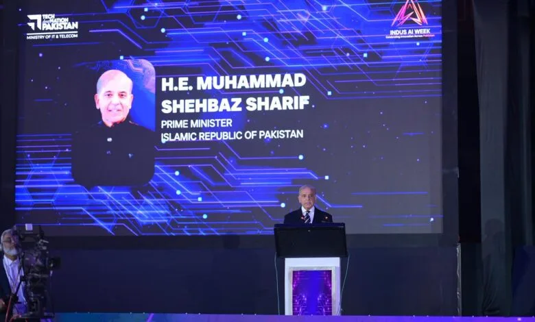 وزیراعظم-اے-آئی-کے-شعبے-میں-2030-تک-ارب-ڈالر-کی-سرمایہ-کاری-ہوگی