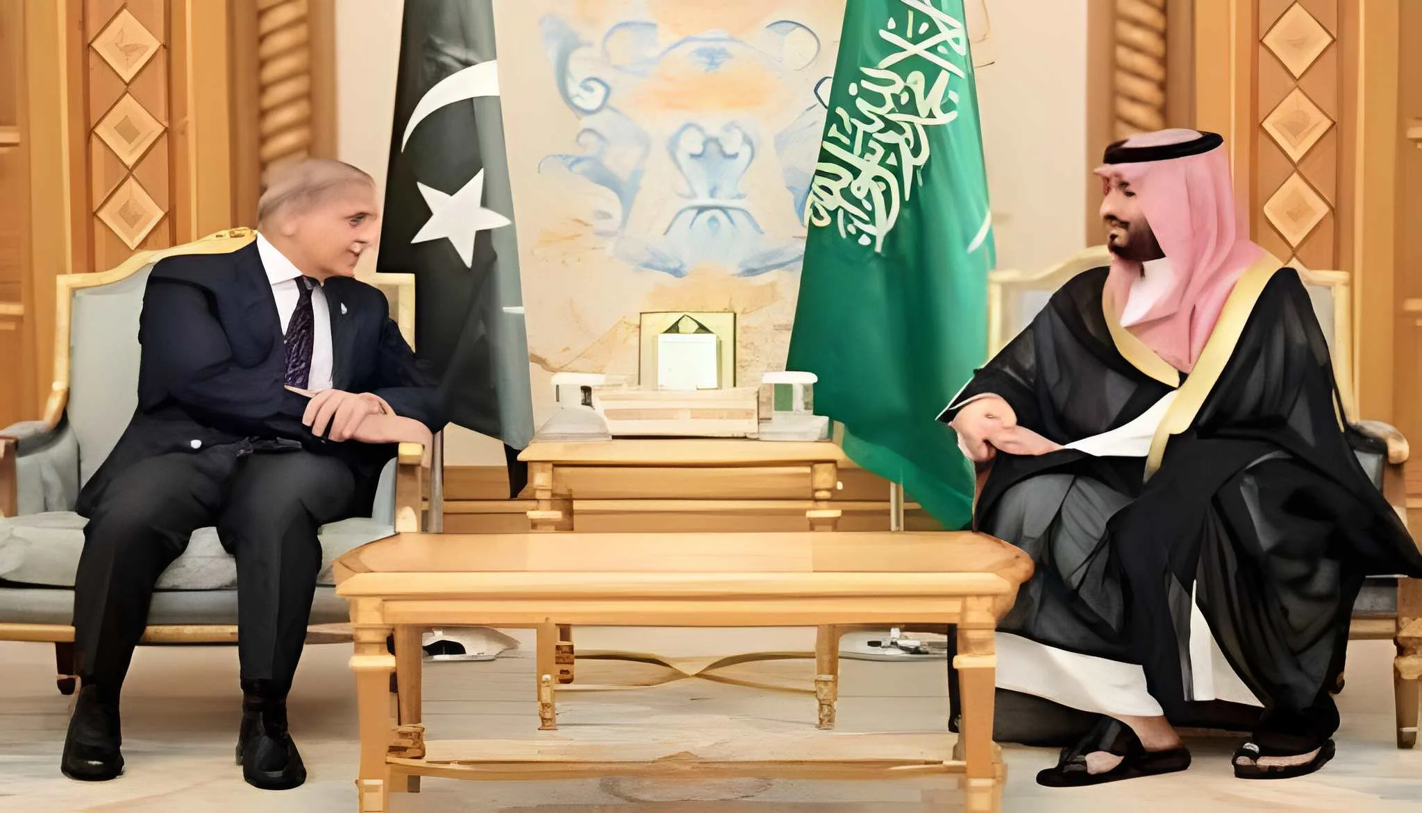 وزیراعظم-شہباز-شریف-سعودی-عرب-کا-دورہ-مکمل-کرکے-پاکستان-واپس-پہنچ-گئے