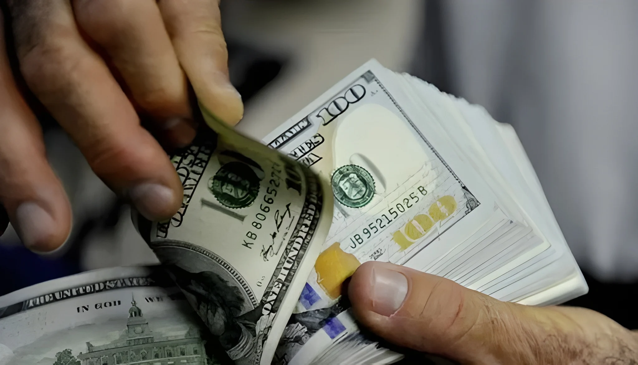 پاکستان-کی-بڑی-معاشی-پیش-رفت،-بیرونی-ادائیگیاں-وقت-سے-پہلے-مکمل